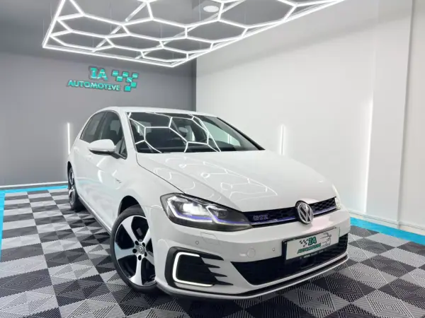 Volkswagen Golf 2020 - 19500 EUR, 148000 km - AUTO.MOTO.pt - 148000km - foto 4 de 22