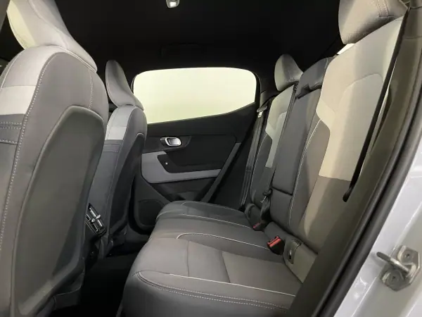 Polestar 2 2022 - 35500 EUR, 39000 km - 39000km - foto 16 de 43
