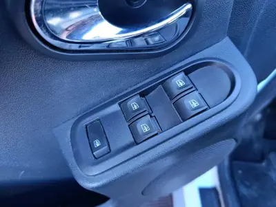Dacia Duster 2016 — foto 4 de 18