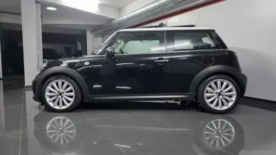 MINI 3 Portas 2012 - 11990 EUR, 172000 km - AUTO.MOTO.pt - 172000km - foto 2 de 42