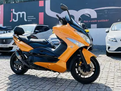 Yamaha TMAX 2009 - 5500 EUR, 41118 km - AUTO.MOTO.pt - 41118km - foto 2 de 6
