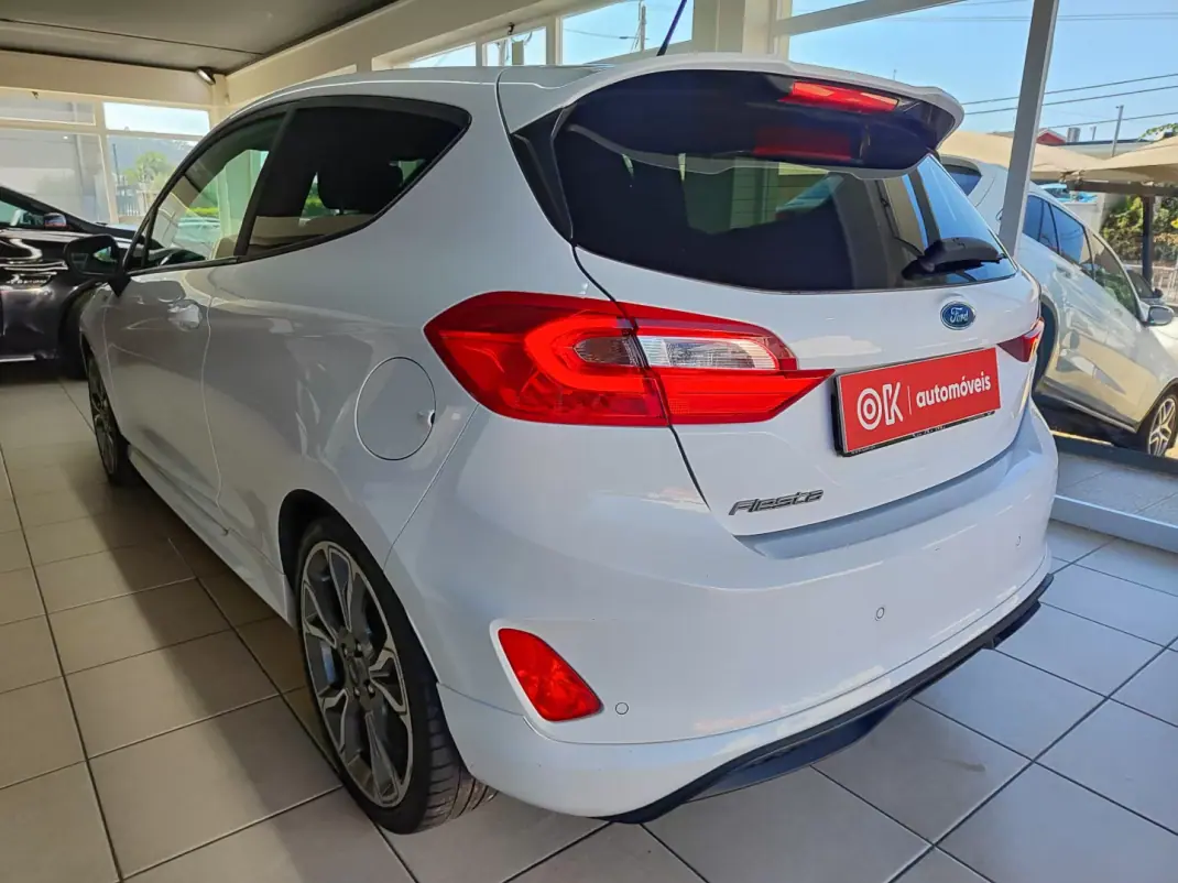 Ford Fiesta 2019 - 12950 EUR, 95000 km - 95000km - foto 8 de 41