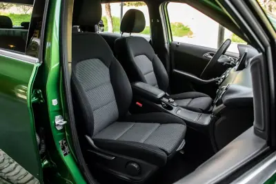 Mercedes-Benz B 250 2017 - 13990 EUR, 85144 km - AUTO.MOTO.pt - 85144km - foto 28 de 44