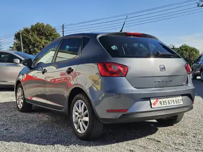 SEAT Ibiza 2016 - 9900 EUR, 122800 km - AUTO.MOTO.pt - 122800km - foto 5 de 40