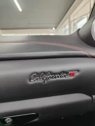 Ferrari California 2017 - 174000 EUR, 38000 km - 38000km - foto 34 de 38
