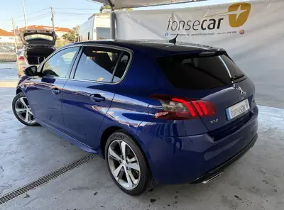 Peugeot 308 2020 - 14990 EUR, 77418 km - AUTO.MOTO.pt - 77418km - foto 4 de 16