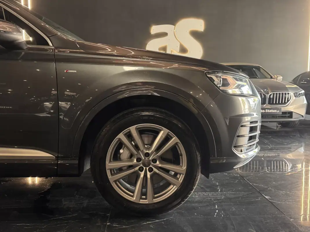 Audi Q7 2019 - 49990 EUR, 139800 km - AUTO.MOTO.pt - 139800km - foto 4 de 31