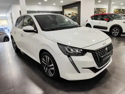 Peugeot 208 2021 - 13990 EUR, 57000 km - AUTO.MOTO.pt - 57000km - foto 8 de 35