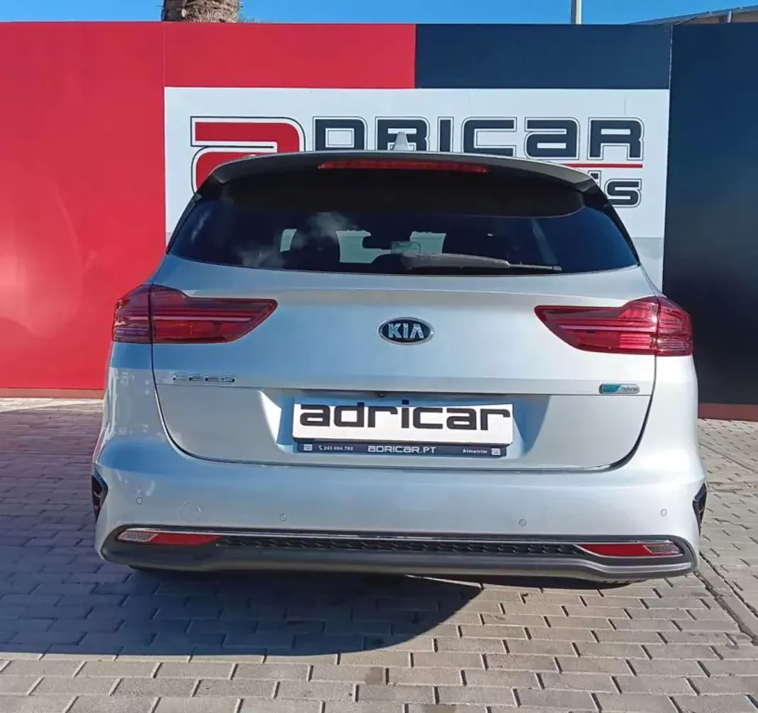 Kia Ceed SW 2021 - 19500 EUR, 117071 km - AUTO.MOTO.pt - 117071km - foto 5 de 26