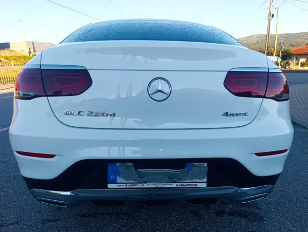 Mercedes-Benz GLC 220 2020 — foto 2 de 40