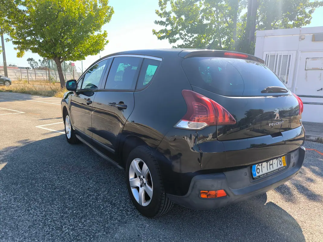 Peugeot 3008 2014 - 6000 EUR, 236000 km - 236000km - foto 5 de 7