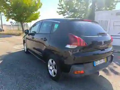 Peugeot 3008 2014 - 6000 EUR, 236000 km - 236000km - foto 5 de 7