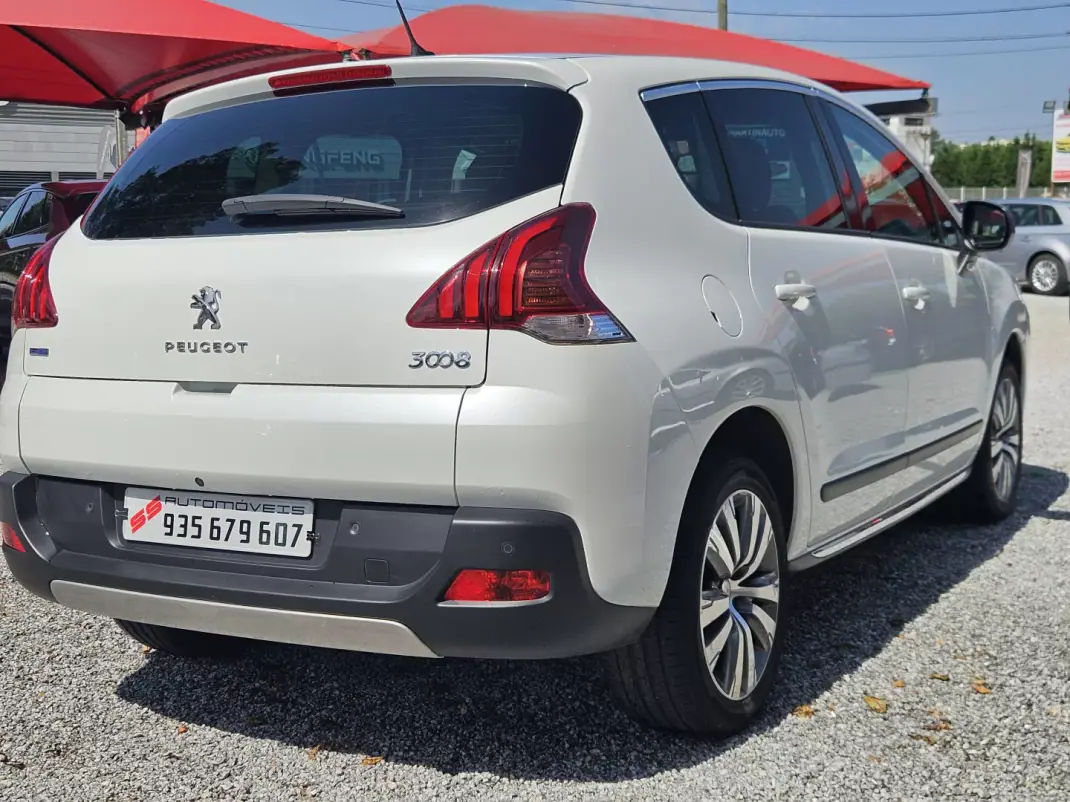 Peugeot 3008 2016 - 13550 EUR, 128500 km - 128500km - foto 8 de 38