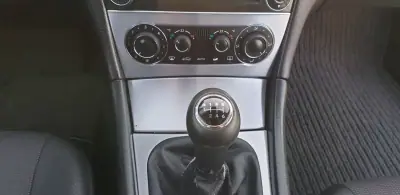 Mercedes-Benz CLC 200 2010 - 10990 EUR, 259000 km - AUTO.MOTO.pt - 259000km - foto 30 de 46
