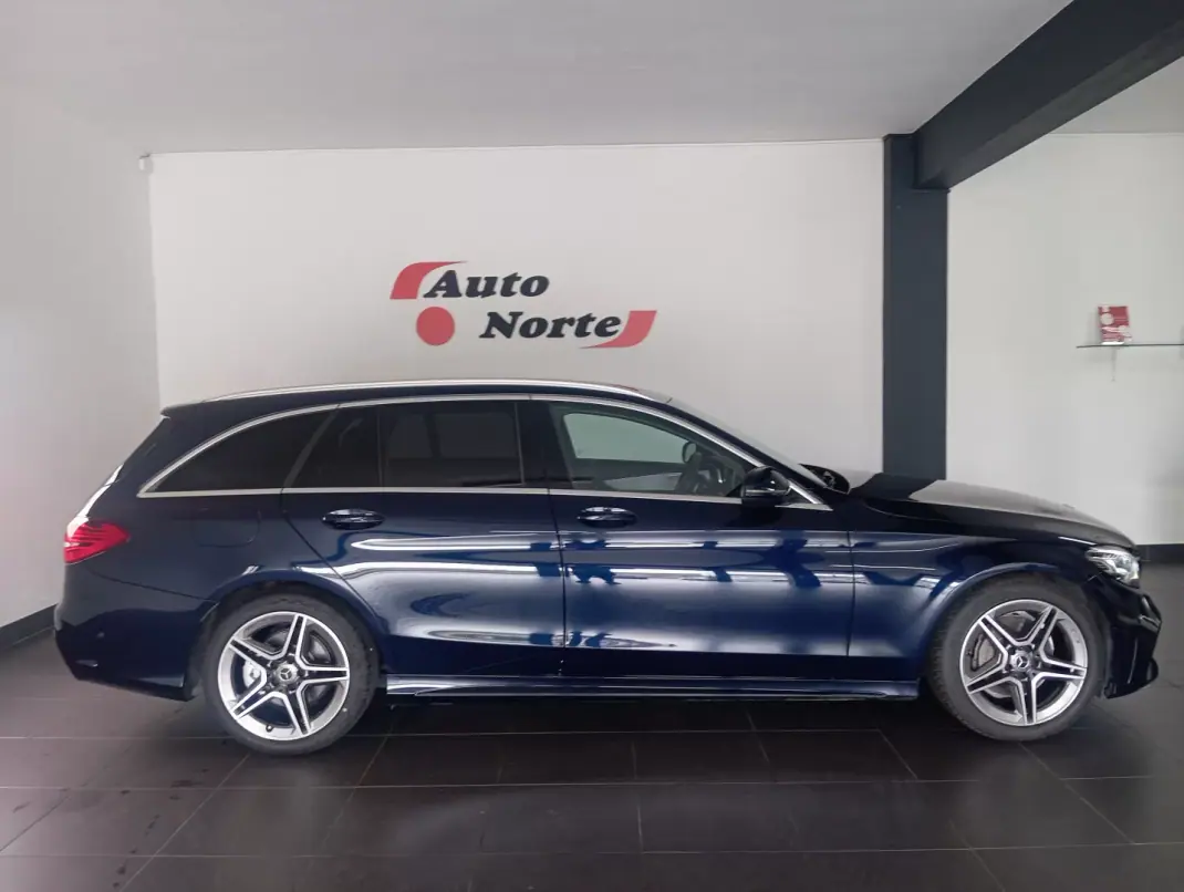 Mercedes-Benz C 220 2019 - 28300 EUR, 140000 km - AUTO.MOTO.pt - 140000km - foto 6 de 36