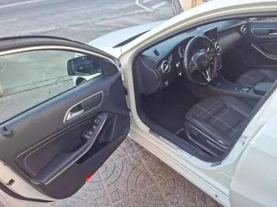 Mercedes-Benz A 200 2014 - 15900 EUR, 212000 km - 212000km - foto 18 de 32