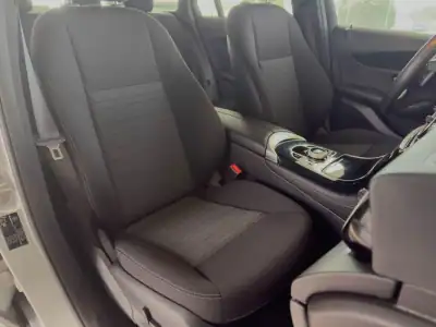 Mercedes-Benz GLC 250 2017 - 33990 EUR, 126652 km - AUTO.MOTO.pt - 126652km - foto 8 de 24