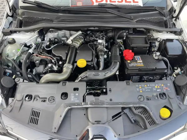 Renault Clio Break 2016 - 12950 EUR, 138423 km - AUTO.MOTO.pt - 138423km - foto 12 de 12