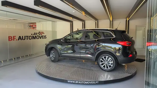 Renault Kadjar 2018 - 15500 EUR, 107700 km - AUTO.MOTO.pt - 107700km - foto 15 de 56