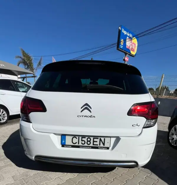 Citroën C4 2018 - 9800 EUR, 145000 km - AUTO.MOTO.pt - 145000km - foto 2 de 7