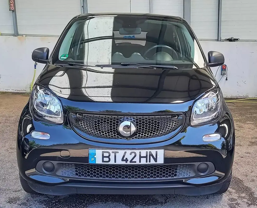 Smart ForFour 2018 - 10890 EUR, 53910 km - AUTO.MOTO.pt - 53910km - foto 2 de 19