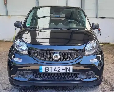 Smart ForFour 2018 - 10890 EUR, 53910 km - AUTO.MOTO.pt - 53910km - foto 2 de 19