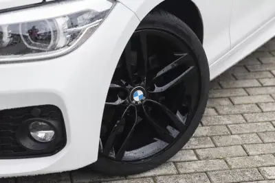 BMW 114 2017 - 16900 EUR, 135925 km - AUTO.MOTO.pt - 135925km - foto 7 de 28