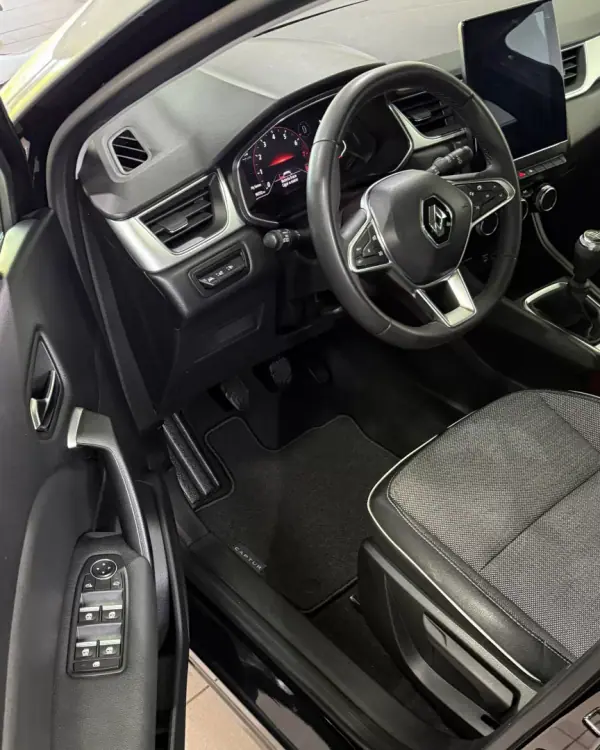 Renault Captur 2022 - 17900 EUR, 90718 km - AUTO.MOTO.pt - 90718km - foto 22 de 49