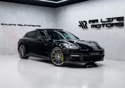 Porsche Panamera Sport Turismo 2020 - 63950 EUR, 111000 km - AUTO.MOTO.pt - 111000km - foto 2 de 53