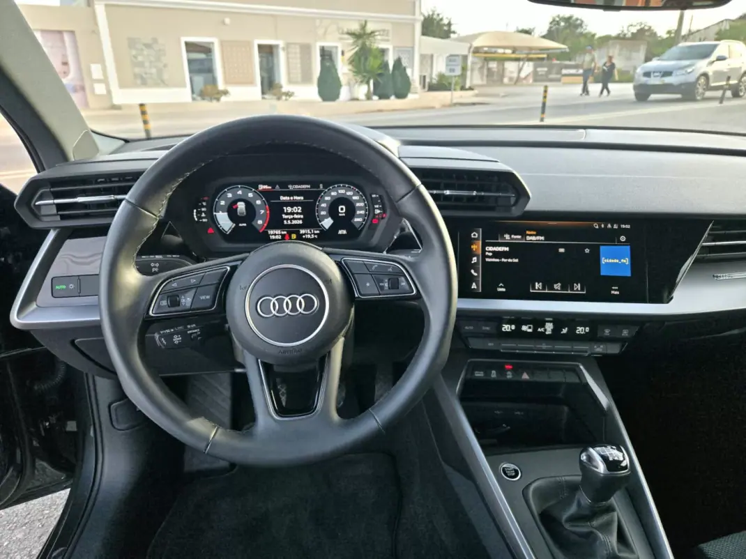 Audi A3 Sportback 2021 - 25950 EUR, 19765 km - AUTO.MOTO.pt - 19765km - foto 6 de 10