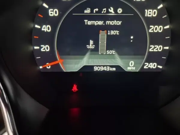 Kia Ceed 2018 - 13750 EUR, 90759 km - 90759km - foto 10 de 10