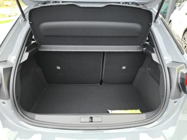 Opel Corsa 2026 - 20500 EUR, 4 km - AUTO.MOTO.pt - 4km - foto 6 de 15