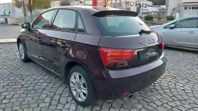 Audi A1 Sportback 2013 - 8500 EUR, 209000 km - AUTO.MOTO.pt - 209000km - foto 5 de 15