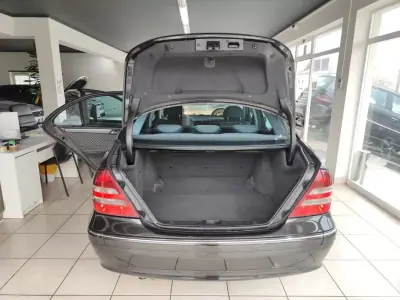 Mercedes-Benz C 220 2000 - 5750 EUR, 372700 km - AUTO.MOTO.pt - 372700km - foto 22 de 60