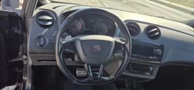 SEAT Ibiza 2011 - 12900 EUR, 126027 km - AUTO.MOTO.pt - 126027km - foto 18 de 39