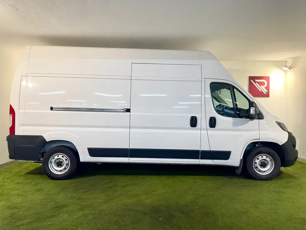 Fiat 2023 - 26450 EUR, 45000 km - AUTO.MOTO.pt - 45000km - foto 9 de 27