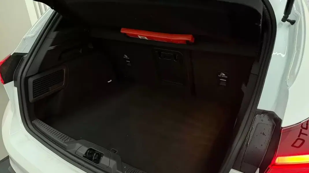 Ford Focus 2025 - 22990 EUR, 11701 km - AUTO.MOTO.pt - 11701km - foto 31 de 35