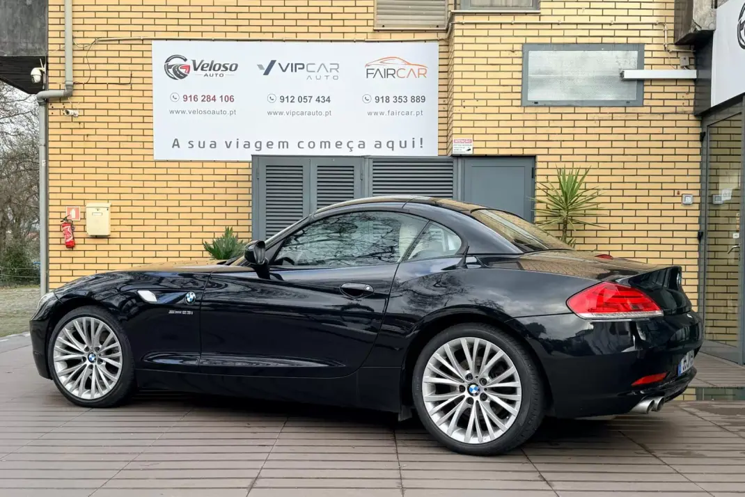 BMW Z4 2010 - 24750 EUR, 140350 km - AUTO.MOTO.pt - 140350km - foto 2 de 15