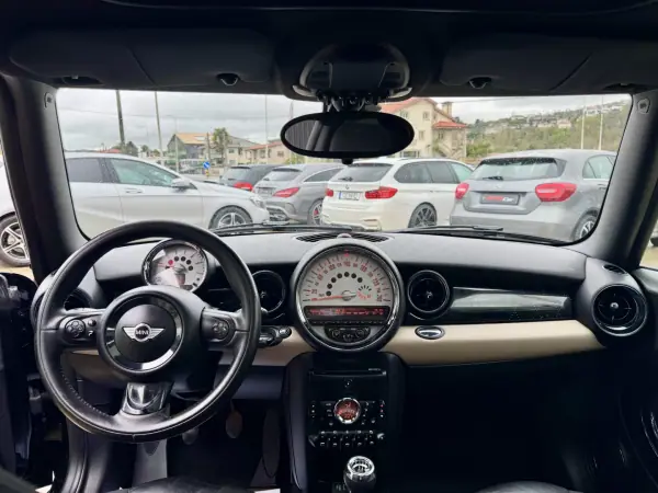 MINI Cooper 2013 - 9999 EUR, 170000 km - AUTO.MOTO.pt - 170000km - foto 7 de 25