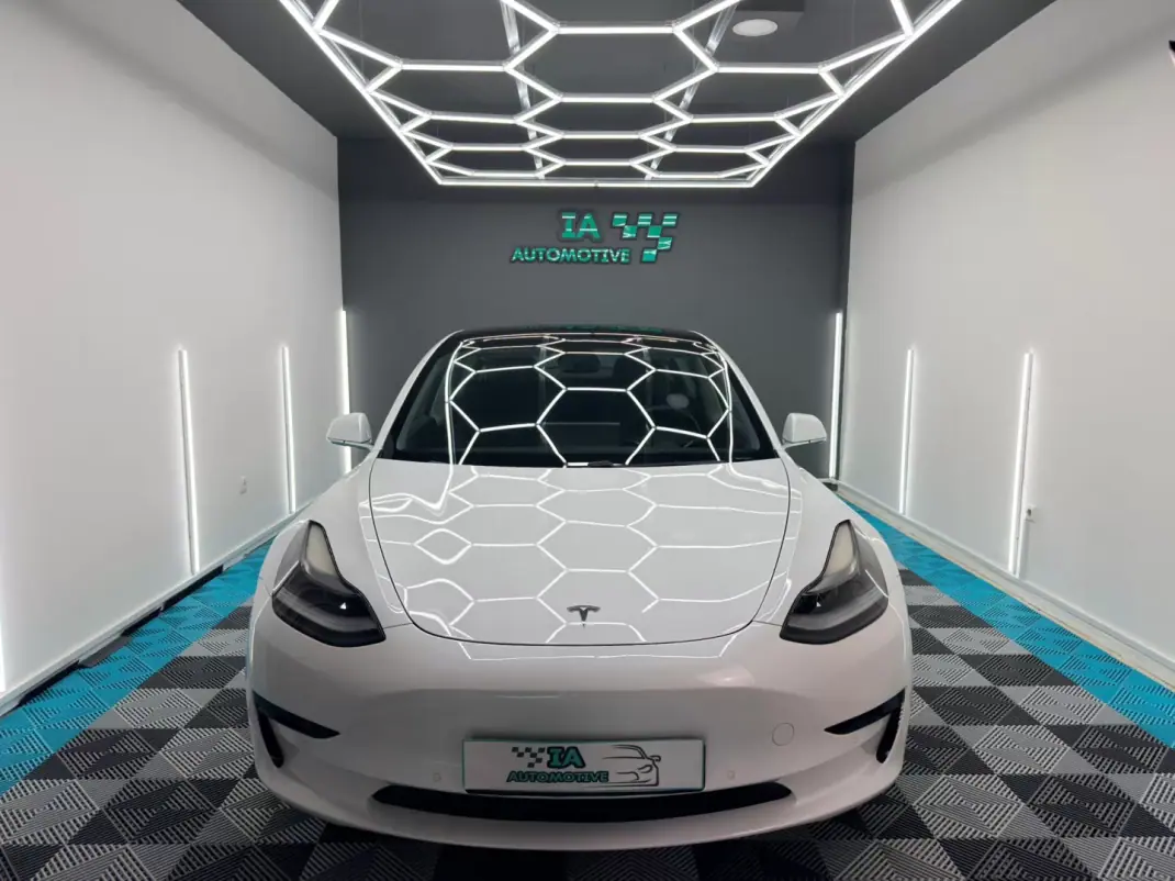 Tesla Model 3 2020 - 23750 EUR, 66000 km - AUTO.MOTO.pt - 66000km - foto 2 de 22