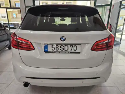 BMW 218 Active Tourer 2015 - 18300 EUR, 105000 km - AUTO.MOTO.pt - 105000km - foto 4 de 39