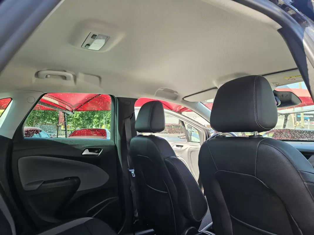 Opel Crossland X 2018 - 12800 EUR, 112200 km - 112200km - foto 19 de 45