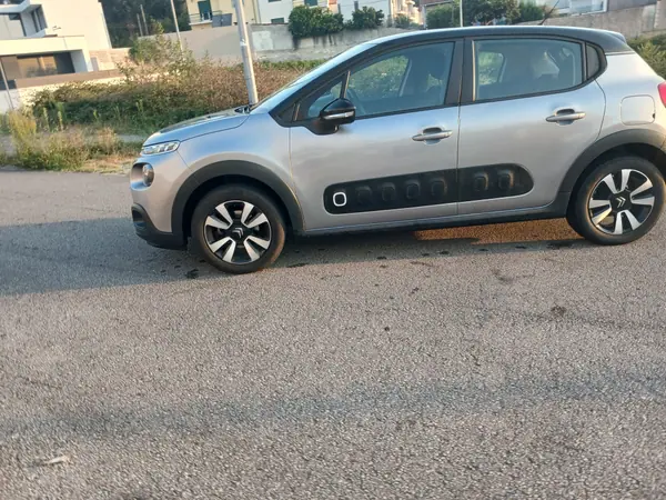 Citroën C3 1.2 PureTech Attraction 2019 Gasolina