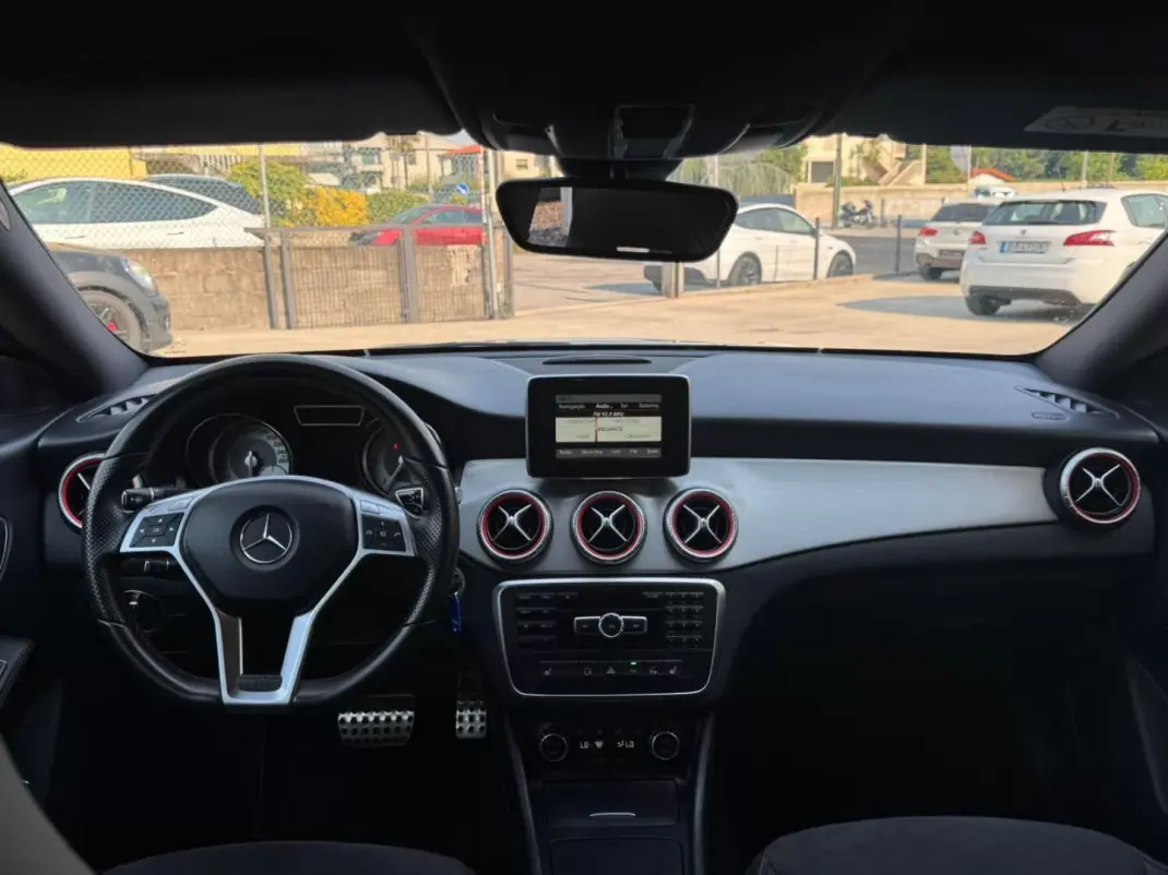 Mercedes-Benz CLA 220 2014 - 18999 EUR, 180000 km - 180000km - foto 9 de 19