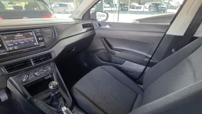 Volkswagen Polo 2018 - 11890 EUR, 88000 km - AUTO.MOTO.pt - 88000km - foto 25 de 31