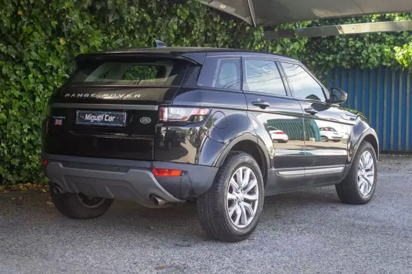 Land Rover Range Rover Evoque 2018 - 20900 EUR, 98000 km - AUTO.MOTO.pt - 98000km - foto 8 de 17