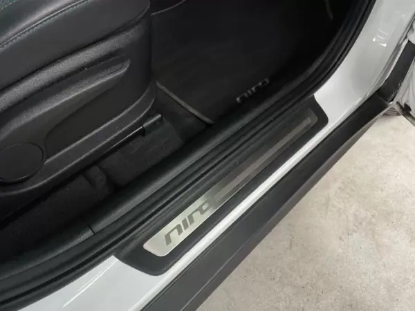 Kia e-Niro 2021 - 33500 EUR, 69000 km - AUTO.MOTO.pt - 69000km - foto 29 de 51