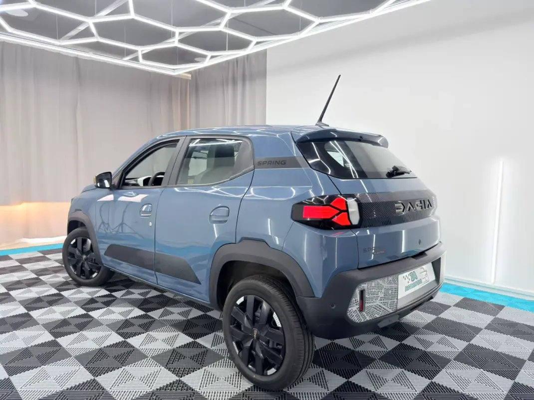 Dacia Spring 2024 - 15750 EUR, 6000 km - AUTO.MOTO.pt - 6000km - foto 6 de 23