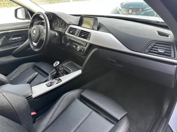 BMW 418 Gran Coupé 2016 - 16900 EUR, 190000 km - AUTO.MOTO.pt - 190000km - foto 47 de 52
