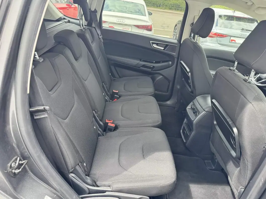 Ford S-Max 2019 - 19990 EUR, 100000 km - 100000km - foto 13 de 19